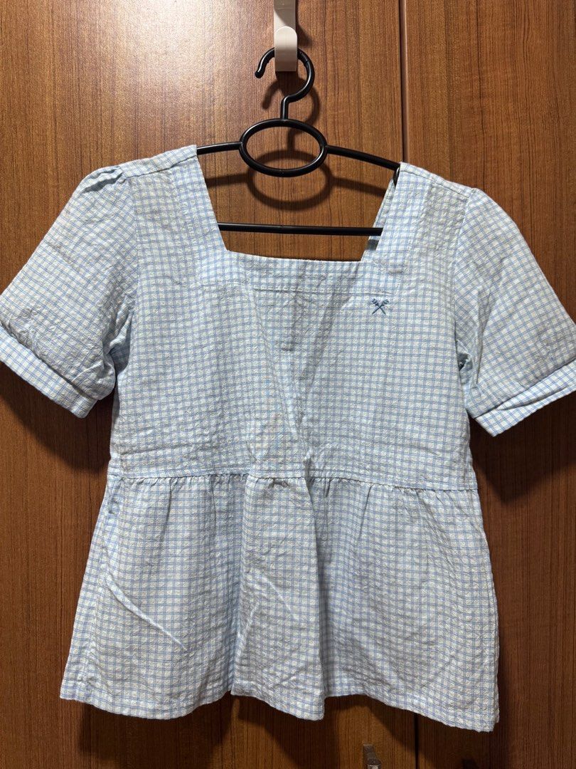 Regatta Checkered Blouse (Category: Blouses) located in Cebu City. Submitted by dmscemd (Listing ID 1435628118, Image 1). Description: In very good condition No defects Really pretty Not see through.