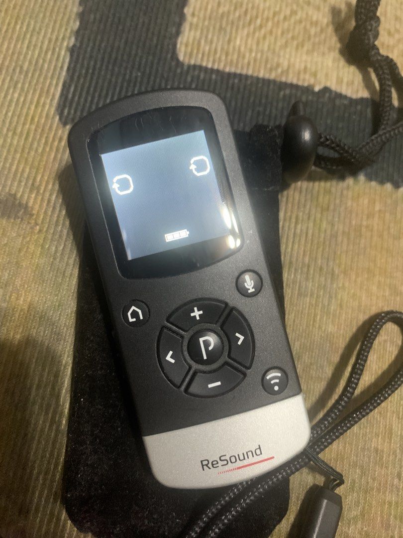 Resound Remote for hearing aid (Category: Visual & Hearing Aids) located in Manila. Submitted by thriftstoress (Listing ID 1435612906, Image 2). Description: good condition for resound brand hearing aid shipping available.