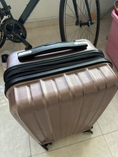 (Category: ) located in . Submitted by ks2go (Listing ID 1435525160, Image 1). Description: .