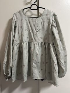 (Category: ) located in . Submitted by prettythriftss (Listing ID 1433129175, Image 1). Description: .