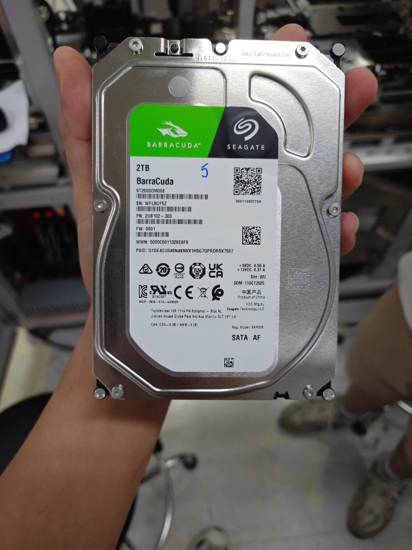 Seagate Barracuda 2TB Hard Drive443223068021237760