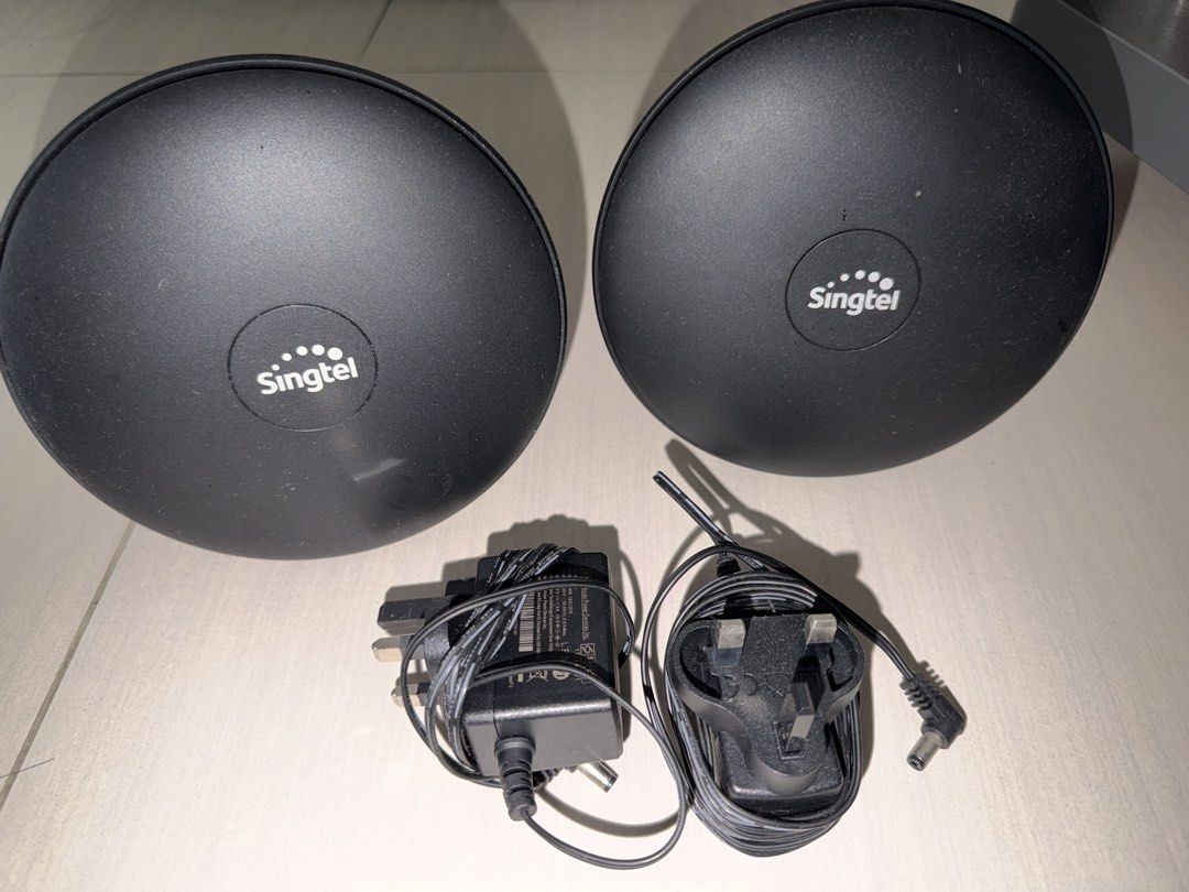 Singtel WiFi Extender - Black443004161203251200