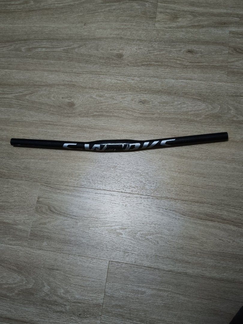 Specialized S-Works Carbon Handlebar (Category: Parts & Accessories) located in Singapore. Submitted by .hao. (Listing ID 1435698582, Image 1). Description: clickbait price offer up all damage are shown in the pictures cash only my convi only - S-Works carbon handlebar.