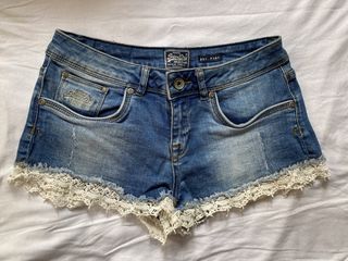 （分類：）位於 。 由 alash54236 提交（商品編號 1435565372，圖片 1）。簡介： 。