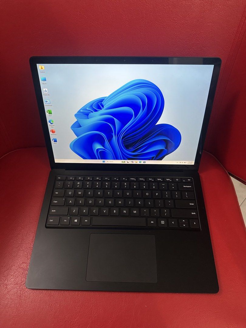 Surface Laptop 3 (pen and touch support)443237126143354880