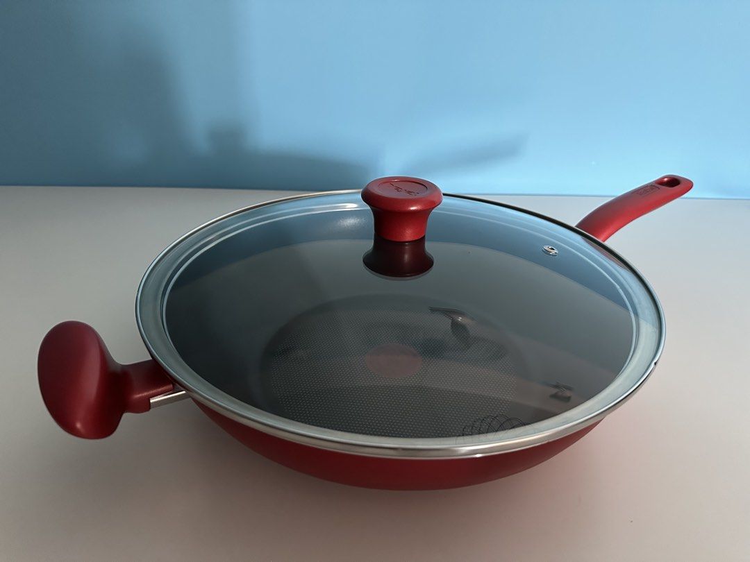 Tefal Non-Stick Wok Pan with Lid443062284442685442