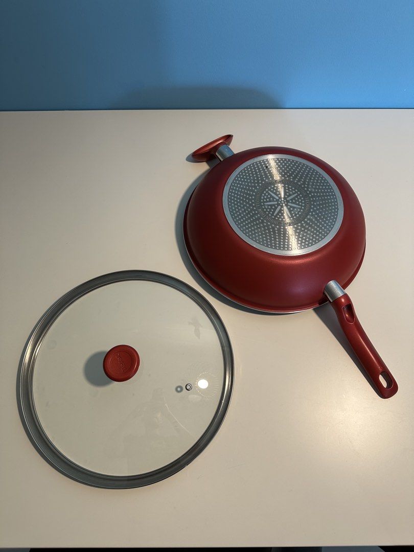 Tefal Non-Stick Wok Pan with Lid443062284442685444