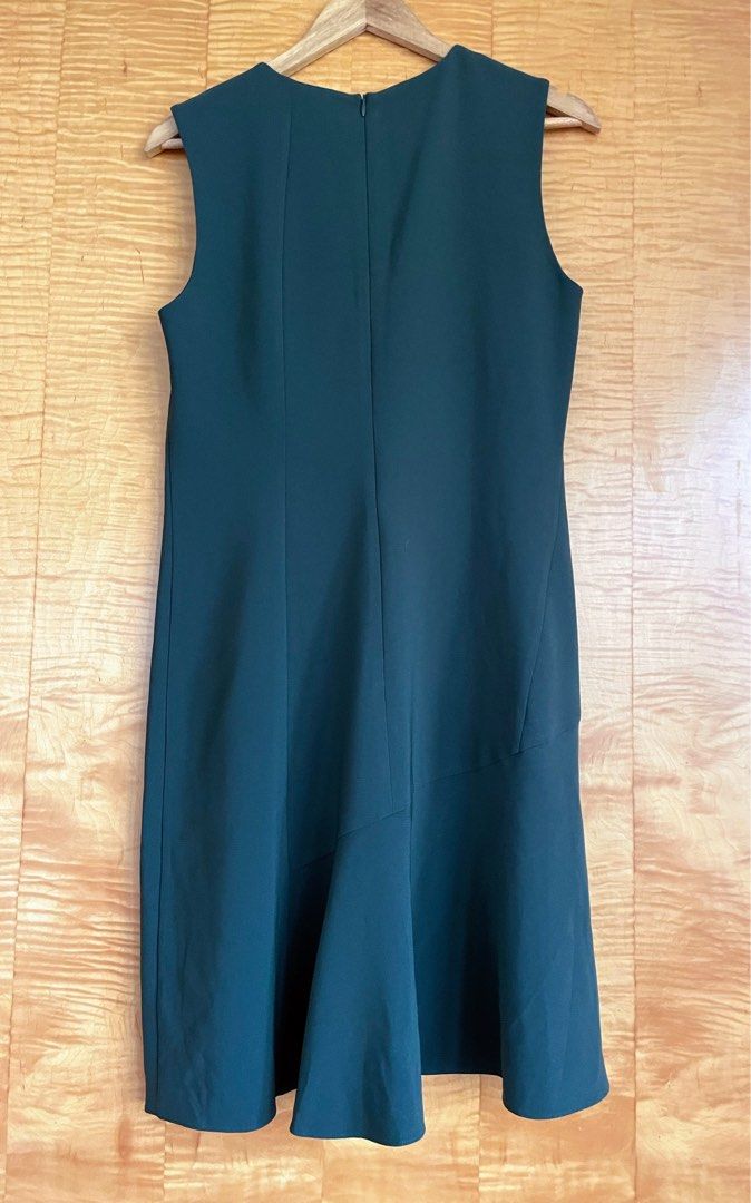 Theory Crepe Green Dress - Size 8, Women's Fashion, Dresses & Sets, Dresses  on Carousell