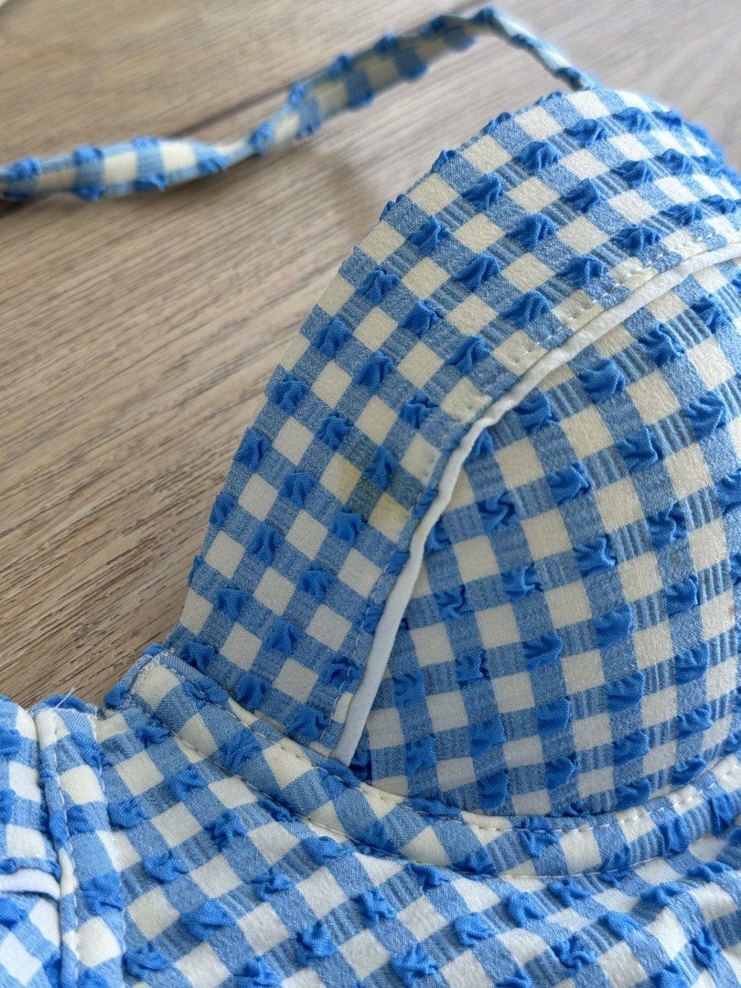 Top shop gingham swimsuit (Category: Bikinis & Swimsuits) located in Mandaluyong City. Submitted by clearanceaa (Listing ID 1435580168, Image 3). Description: Size 4 .