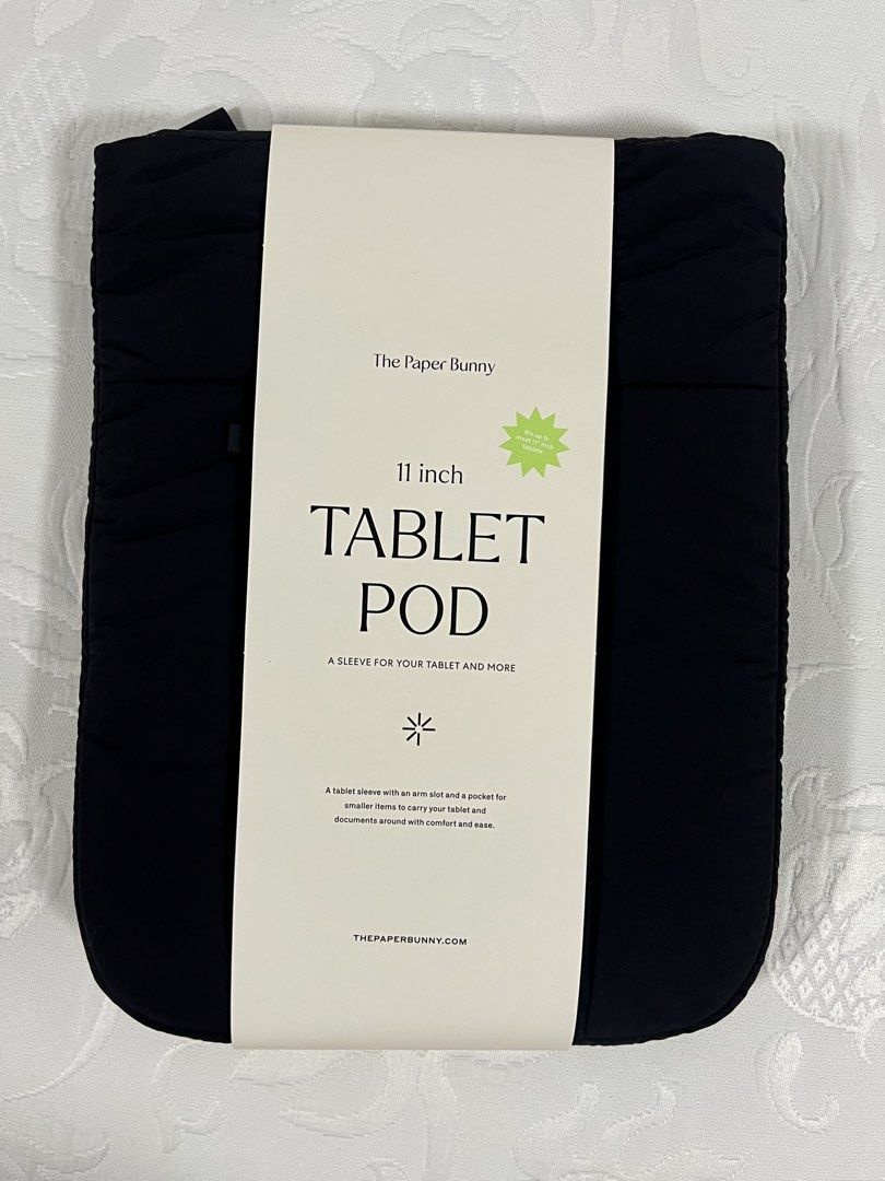 TPB - Tablet Pod “11 (Jet)443230119485122560