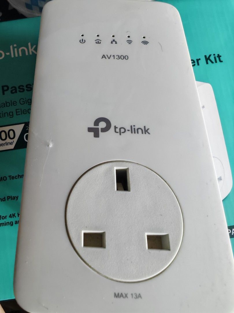 TP-Link 2-Port Passthrough Powerline Starter Kit AV2000443004164255272962