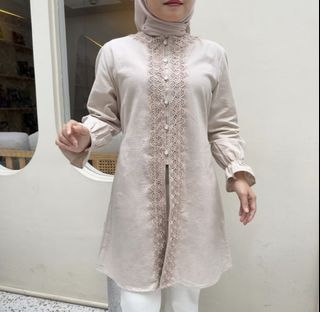 (Kategori: ) berada di . Dikirim oleh loefythrift (ID iklan 1435678338, Gambar 1). Deskripsi: .