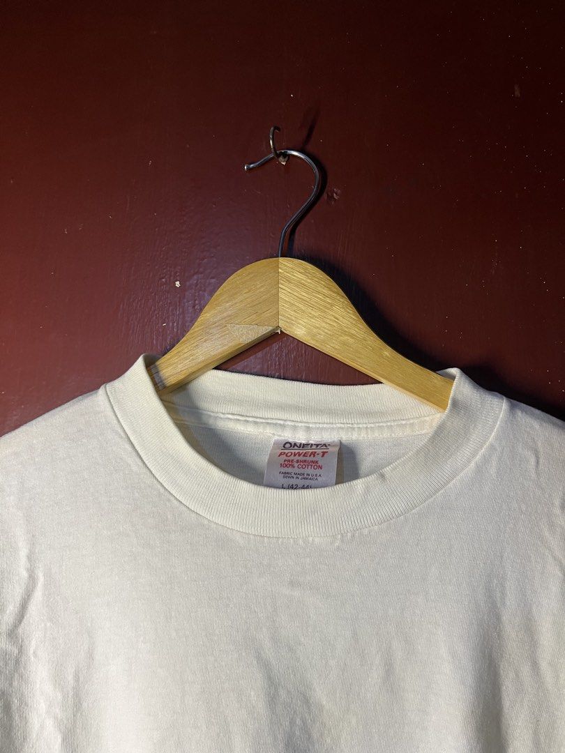 Vintage 105FM Oneita Tag (Category: Tshirts & Polo Shirts ) located in San Pedro. Submitted by re_value.ph (Listing ID 1435673207, Image 3). Description: Vintage 105 FM Vintage Oneita Tag Size: Medium-Large Condi: Good Issue: Normal yellow stain(need babad) Solid Design Solid beefy neckline.