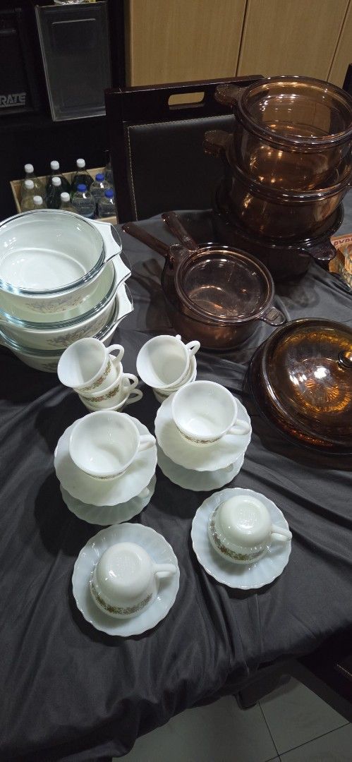 Vintage Dinnerware Set - Various Patterns442830807987005449