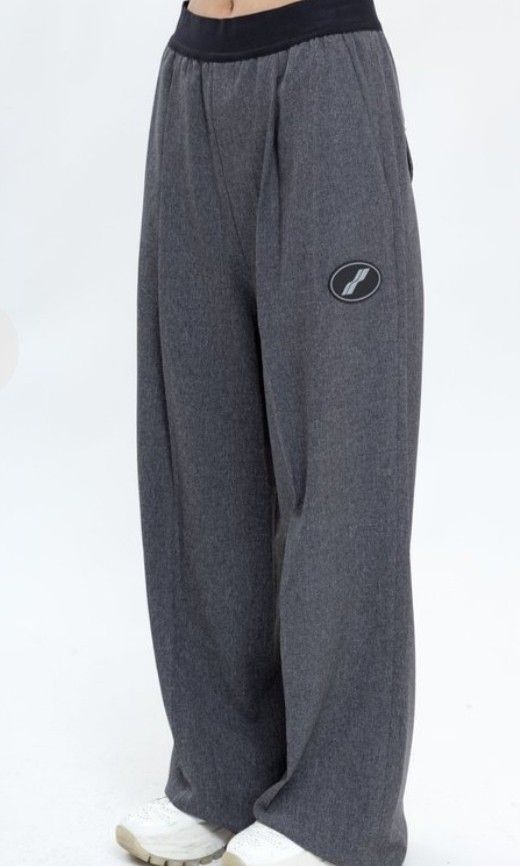 We11done Trouser Heavy Pants (Category: Announcements) located in Cebu City. Submitted by lesthrift (Listing ID 1435701712, Image 1). Description: Unisex Size S on tag Measure tape Waist 25 stretch to 34-36 Length 42 Thigh 13 Hem 9 Good as New 🔥 Heavy No issue.