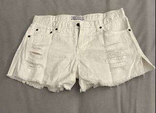 (Category: ) located in . Submitted by shawishop2 (Listing ID 1435681215, Image 1). Description: .