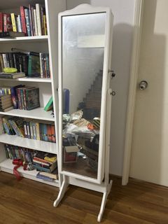 (Category: ) located in . Submitted by sdcstudio52761 (Listing ID 1435614352, Image 1). Description: .