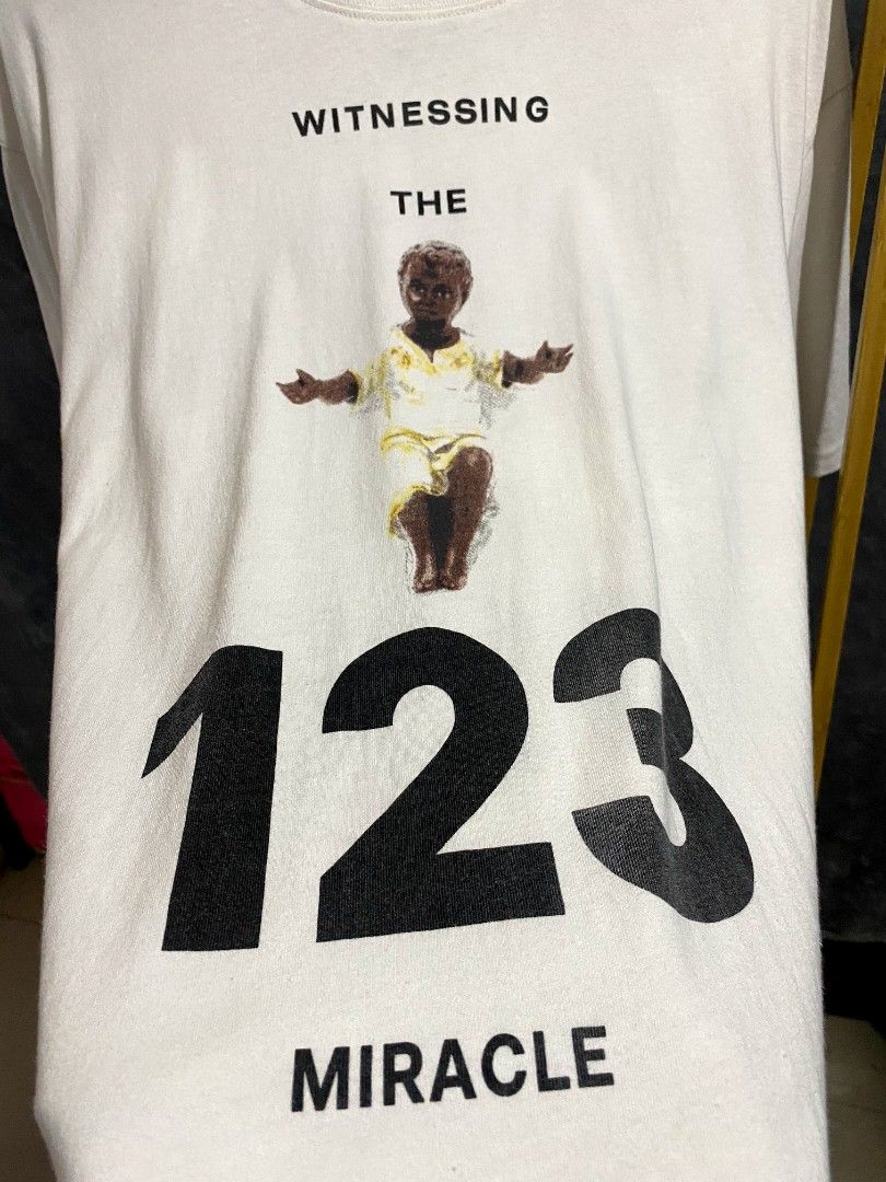 witnessing the 123 miracle (Category: Tshirts & Polo Shirts ) located in Manila. Submitted by thriftopia.ph (Listing ID 1435538970, Image 3). Description: dimes : 22 by 28 condition : 9/10 colorrate : 9/10 issue : none.