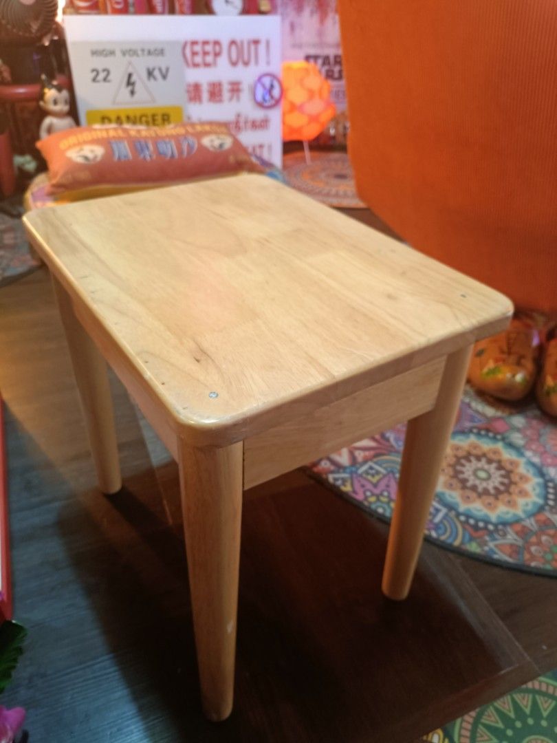 Wooden side table / stool