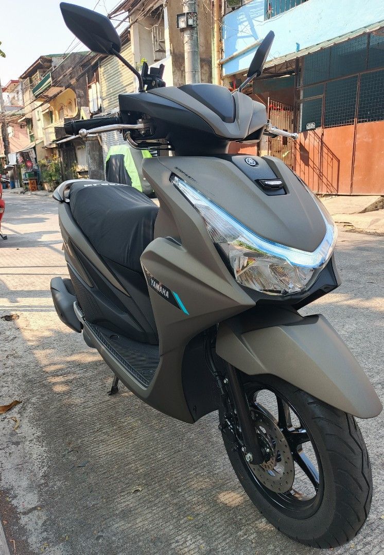 Yamaha Mio Gear 125 (Category: Motorbikes for Sale) located in Manila. Submitted by happyearth_17e07f (Listing ID 1435597153, Image 2). Description: For sale Yamaha MiO Gravis v3 2026 year model purchased 2months old only 200km only Good as brandnew pa.. 1st owner ako Complete papers ready for transfer ownership Pick up only pasig mangahan...pass sa buy n sell tex me at... 09455340134 75k slightly negotiable...