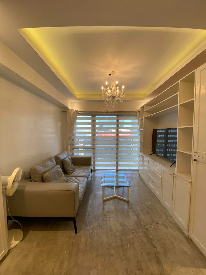 FIRE SALE! 1 Bedroom Unit with Parking, Two Maridien, BGC (Category: Apartments & Condos) located in Caloocan City. Submitted by miosiojo64402 (Listing ID 1438946096, Image 3). Description: Rush Sale! Fire Sale! 1 Bedroom Unit with Parking Two Maridien, BGC Floor Area 64 square meters Php 16,000,000.00 Below Zonal Value *w/ 2 Split Type Inverter aircon units, 2 water heaters, built-in cabinets *w/ Balcony *43rd Floor, Tower 2 .