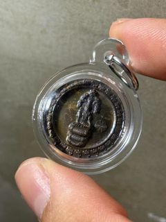 （分類：）位於 。 由 arthuryiu 提交（商品編號 1439028942，圖片 1）。簡介： 。