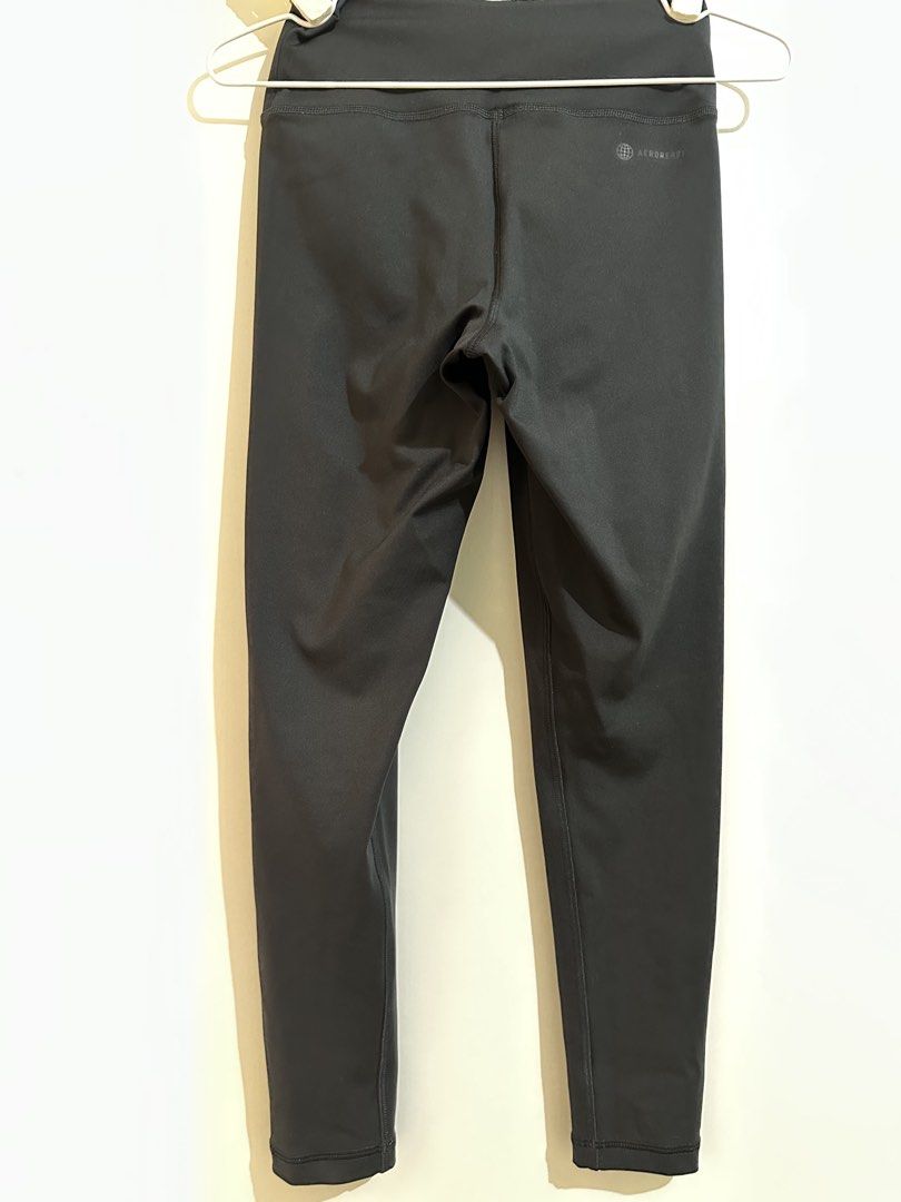 Adidas Aeroready Leggings (Category: Activewear) located in San Juan City. Submitted by innaseller (Listing ID 1439025614, Image 3). Description: Adidas Aeroready leggings - Black color - Size S - High-waisted - Adidas logo on front - Aeroready logo on back ⚫️ can be sold as set with the Adidas sports bra (check next listing) 🏷️ Set ₱700.
