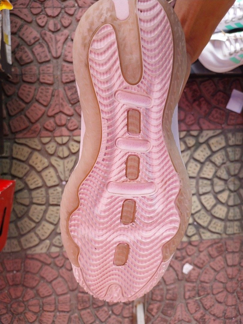 Adidas Dame Admit 1 (Category: Sneakers) located in Caloocan City. Submitted by rousrou01 (Listing ID 1438990340, Image 2). Description: - Adidas Dame Admit 1 - Color: White - Adidas logo on the side - White sole with wavy pattern - White laces - Size information visible inside.