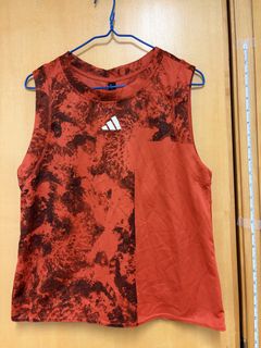 （分類：）位於 。 由 oooooaus 提交（商品編號 1438892636，圖片 1）。簡介： 。