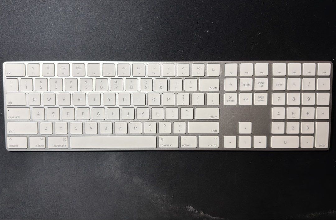 Apple Magic Keyboard with Numeric Keypad459646617446010880