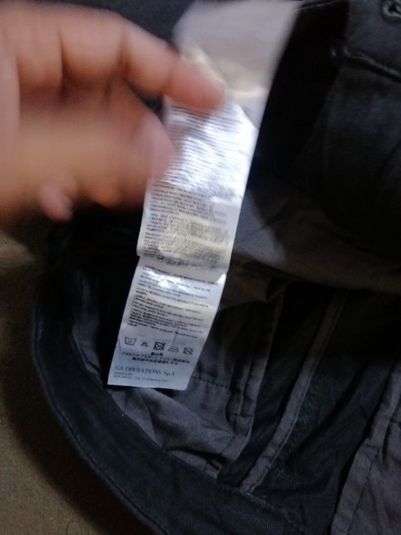 Armani Exchange Slim Fit Pants - Size 30 (Category: Jeans) located in Rizal. Submitted by rome_25 (Listing ID 1439008241, Image 3). Description: - Armani Exchange slim fit pants - Color: Black - Size: 30 - Metal logo detail - Classic design - Suitable for various occasions - Made with quality materials - Comfortable and durable Armani exchange Chino pants 30 on tag Excellent Condition Authentic Actual size tape mesure Waistine 32 Length 39 1000.