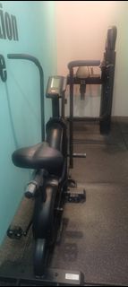 (Category: ) located in . Submitted by ogym18 (Listing ID 1438975530, Image 1). Description: .