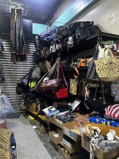 (Category: ) located in . Submitted by starbalesukandjapansurplus (Listing ID 1439036447, Image 1). Description: .