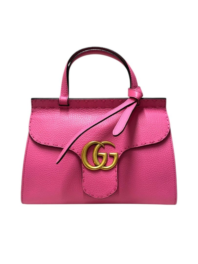 Authentic GUCCI GG Marmont Top Handle Shoulder Bag (Category: Shoulder Bags) located in General Trias. Submitted by japan_secondhand_products (Listing ID 1438979288, Image 1). Description: condition ★★★★☆☆ (Little signs of use) * Please check the notes before purchasing regarding the condition . accessories bag situation This item shows very little signs of use, but there may be minor scratches and stains in various places due to wear and tear, a