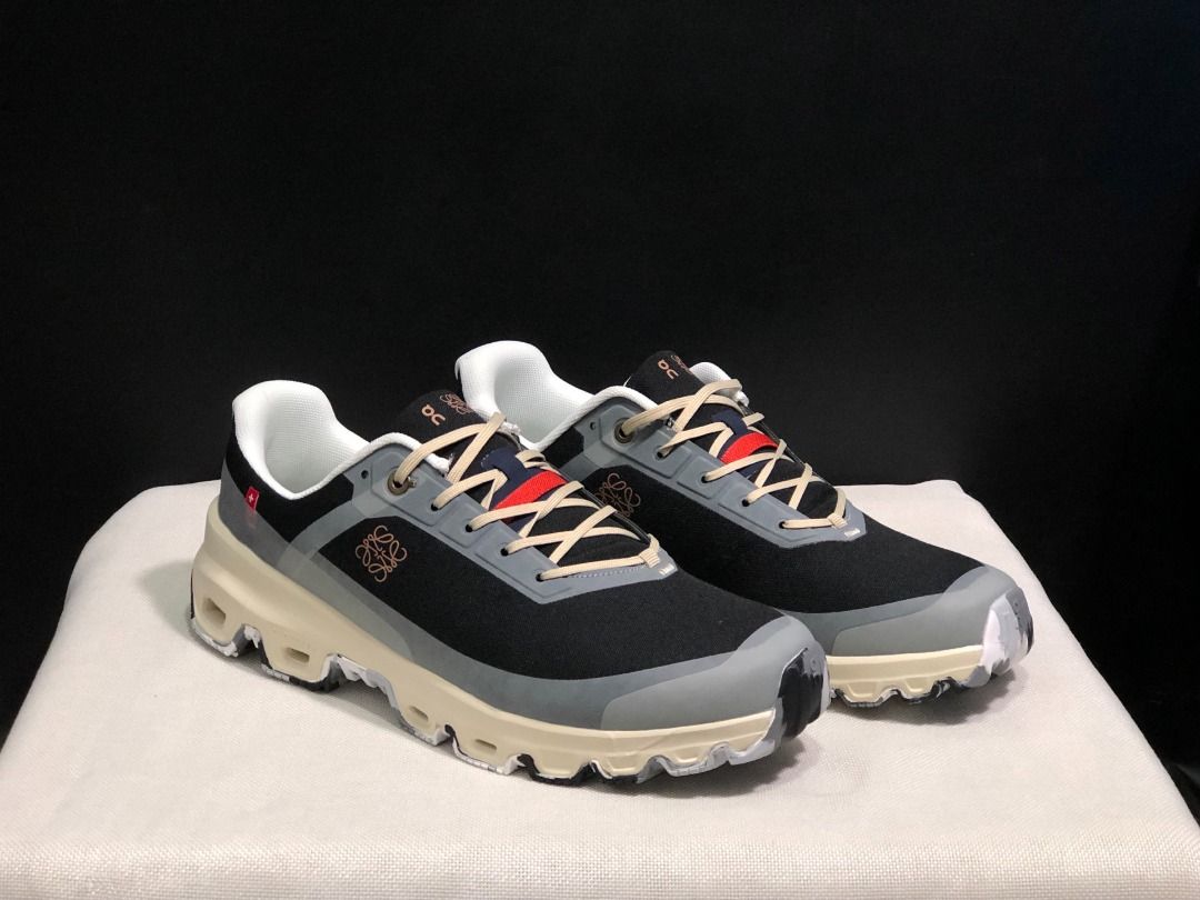 Authentic On Cloud 6 Black/Grey Limited Edition (Category: Sneakers) located in Singapore. Submitted by hannaproductsales (Listing ID 1439044243, Image 3). Description: .