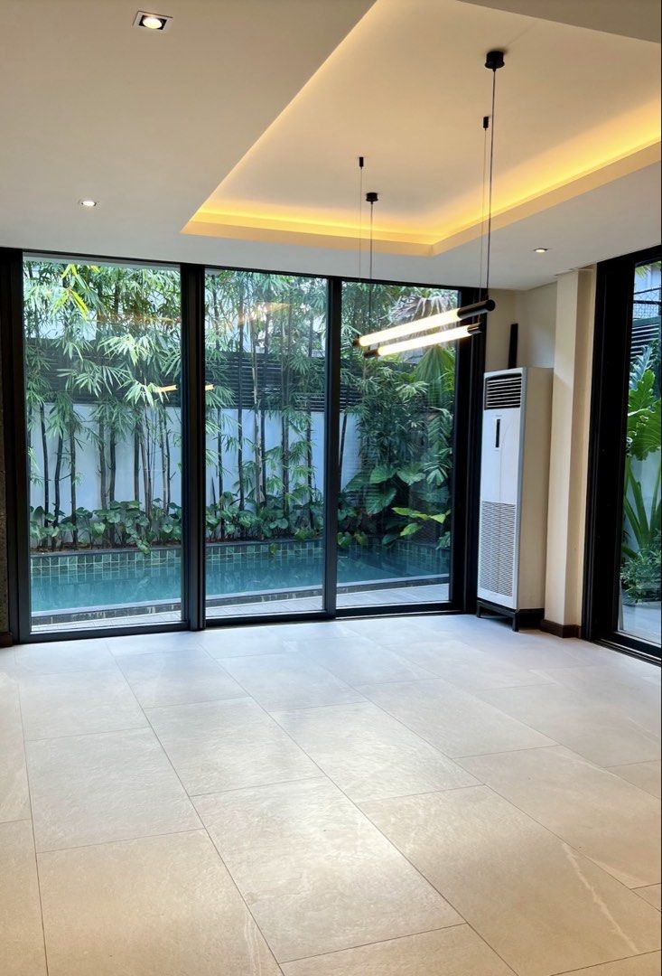 Ayala Heights Quezon City (Category: House & Lot) located in Taguig. Submitted by brokerhanstaneo_09178038728 (Listing ID 1438932736, Image 2). Description: Ayala Heights Quezon City La 500 sqm Fa 600 sqm 3 BR with room at the ground floor 4 cars P150M .