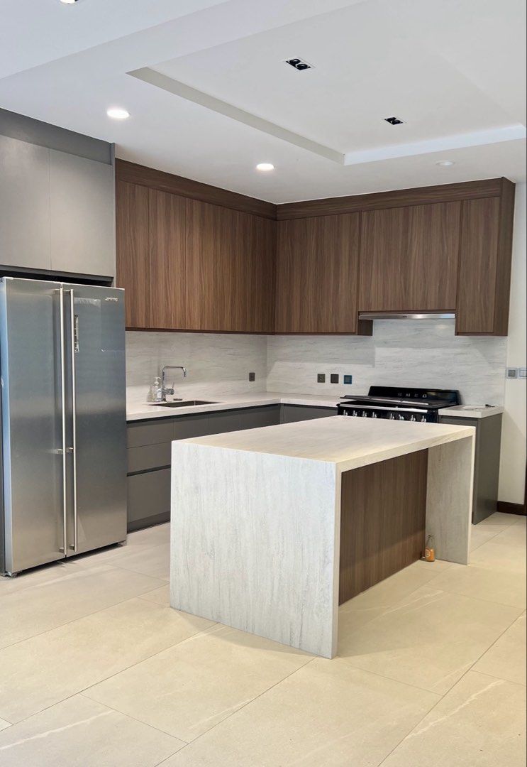 Ayala Heights Quezon City (Category: House & Lot) located in Taguig. Submitted by brokerhanstaneo_09178038728 (Listing ID 1438932736, Image 3). Description: Ayala Heights Quezon City La 500 sqm Fa 600 sqm 3 BR with room at the ground floor 4 cars P150M .
