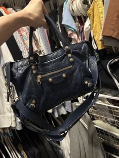 (Category: ) located in . Submitted by bambinaaa (Listing ID 1438914581, Image 1). Description: .
