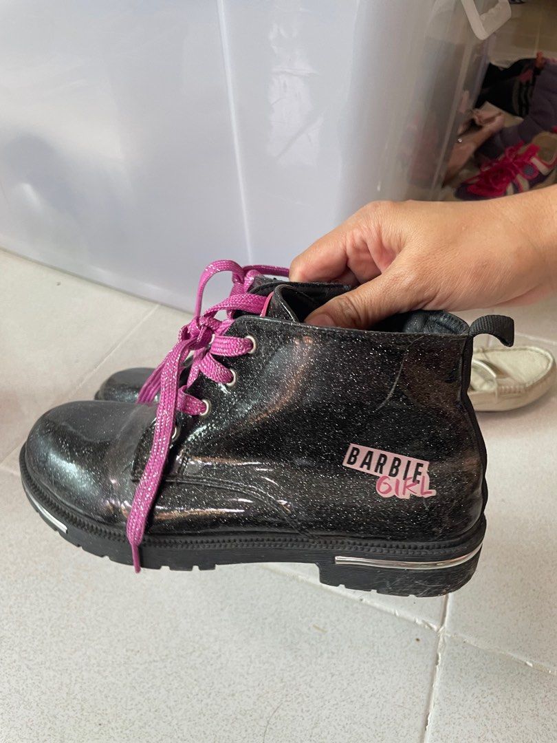 Barbie Black sparkly boots (Category: Babies & Kids Fashion) located in Dasmarinas. Submitted by glamsofmerci (Listing ID 1438925694, Image 1). Description: Please manage expectations, this item is preloved Barbie limited edition boots Only used a few times MOP: Gcash, Maya, BPI MOD: Lalamove, J&T SF to be shouldered by buyer 📍Dasmariñas, Cavite.