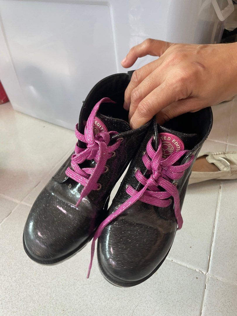Barbie Black sparkly boots (Category: Babies & Kids Fashion) located in Dasmarinas. Submitted by glamsofmerci (Listing ID 1438925694, Image 2). Description: Please manage expectations, this item is preloved Barbie limited edition boots Only used a few times MOP: Gcash, Maya, BPI MOD: Lalamove, J&T SF to be shouldered by buyer 📍Dasmariñas, Cavite.
