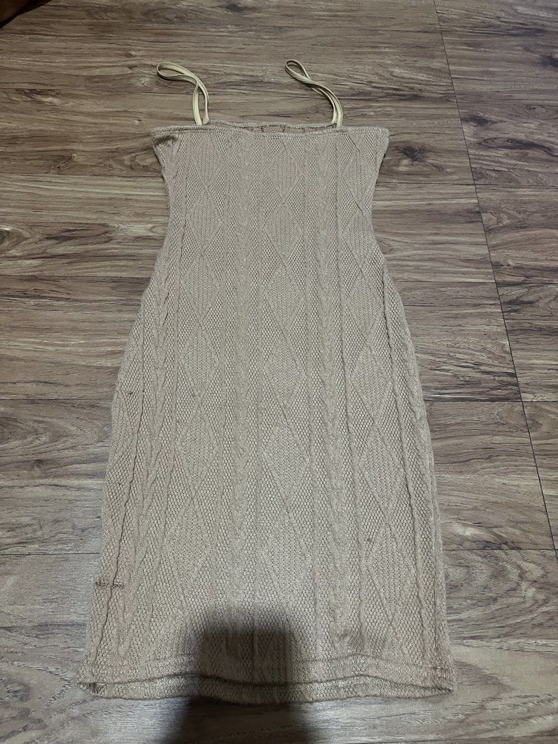 beige knit bodycon dress (small) (Category: Dresses) located in Caloocan City. Submitted by rei211 (Listing ID 1439038890, Image 1). Description: mod: flash express / ggx / same day delivery (booked by buyer) mop: gcash loc: north caloocan city .