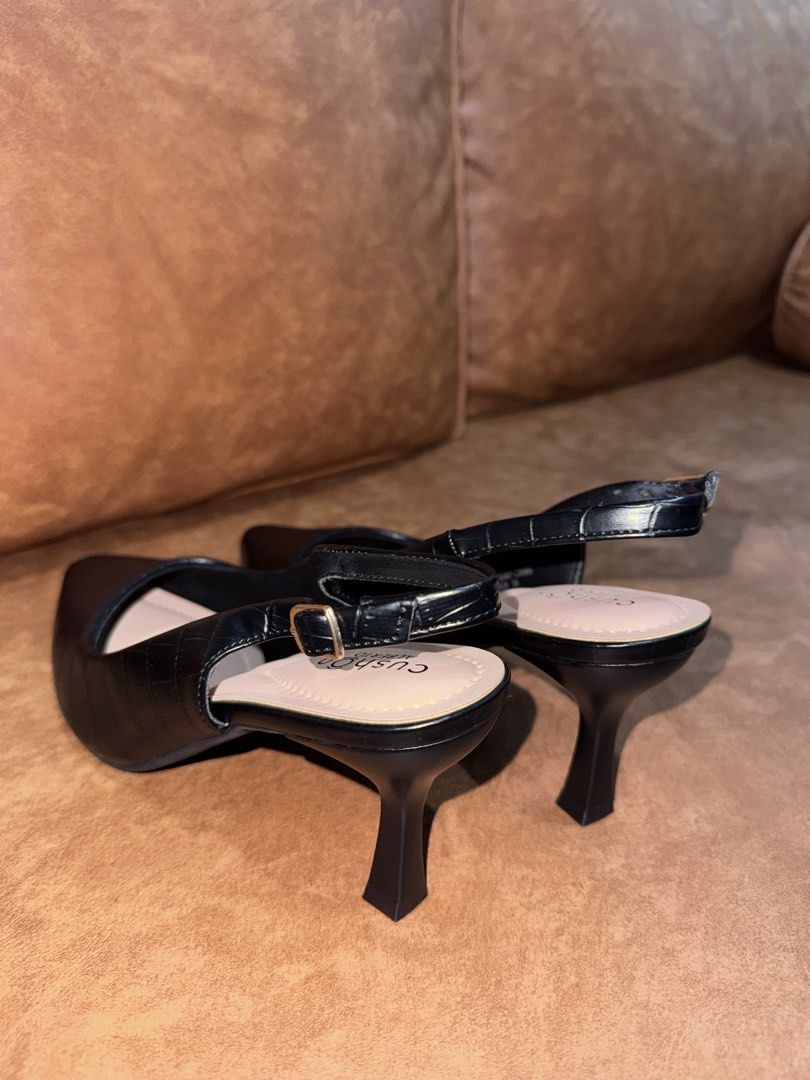 Black Slingback Heels EU38 (Category: Heels) located in Manila. Submitted by paulineist (Listing ID 1439040861, Image 2). Description: - Cushion Alberto black slingback heels - Pointed toe design - Textured finish - Comfortable cushioned insole - Includes original box and dust bag - Perfect for formal events.