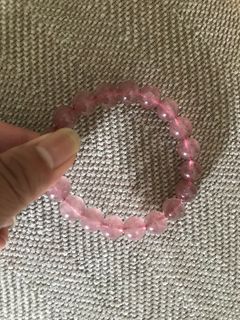 (Category: ) located in . Submitted by kairossssss (Listing ID 1438883115, Image 1). Description: .