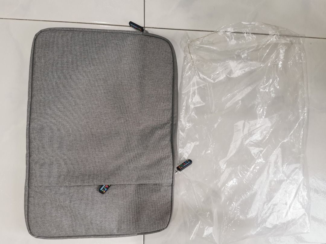 BNIP Grey Laptop Sleeve459848104458987521