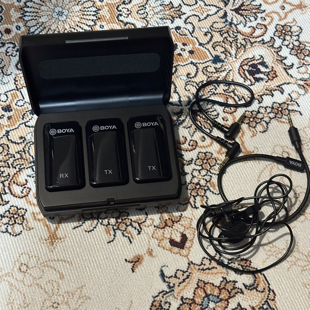 BOYA BY-XM6 Wireless Microphone System459632356592209920