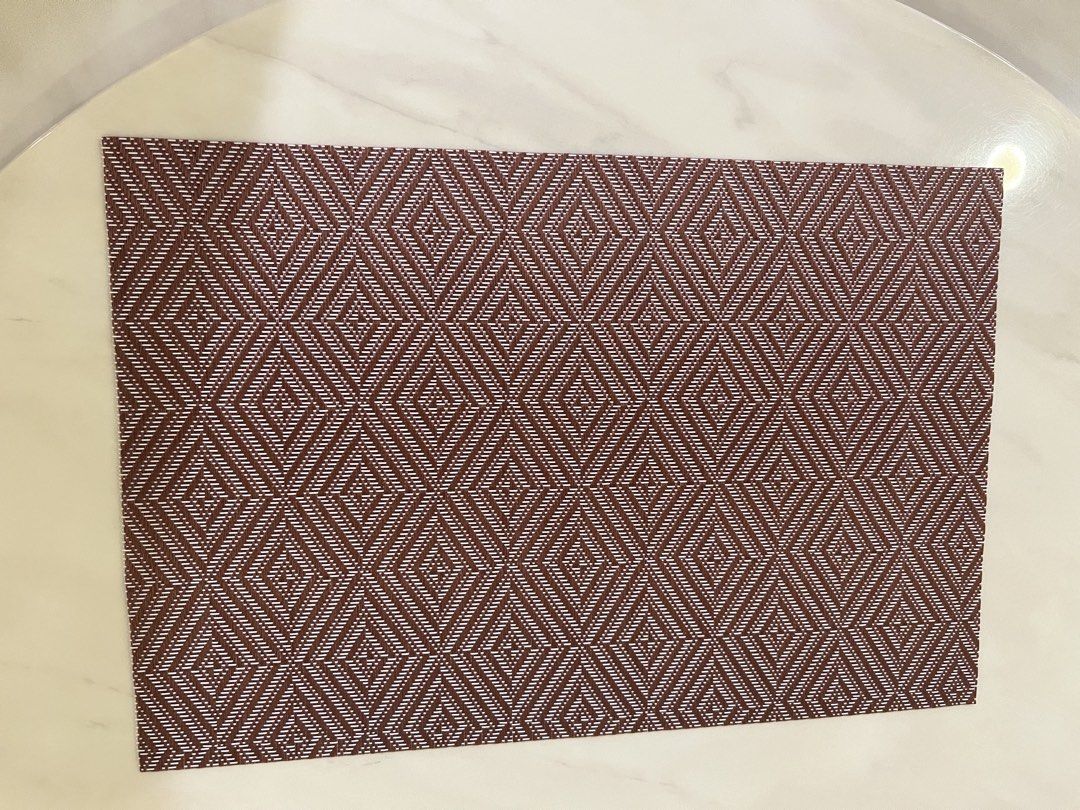 Brown Diamond Pattern Placemat (Category: Table Linen & Textiles) located in Quezon City. Submitted by saleinqc (Listing ID 1439002458, Image 1). Description: -45x30cm -6pcs available -thick and high quality - Stylish diamond pattern in brown and white - Rectangular shape - Made of woven material - Adds elegance to your dining table - Suitable for everyday use and special occasions.