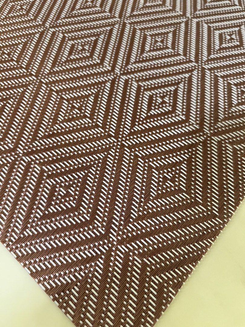 Brown Diamond Pattern Placemat (Category: Table Linen & Textiles) located in Quezon City. Submitted by saleinqc (Listing ID 1439002458, Image 2). Description: -45x30cm -6pcs available -thick and high quality - Stylish diamond pattern in brown and white - Rectangular shape - Made of woven material - Adds elegance to your dining table - Suitable for everyday use and special occasions.