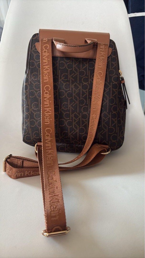 Calvin klein backpack (Category: Luxury Bags & Wallets) located in Mandaluyong City. Submitted by kherztan_kherztof_shoppe (Listing ID 1438907349, Image 2). Description: Brandnew w/o tag Bought in US.