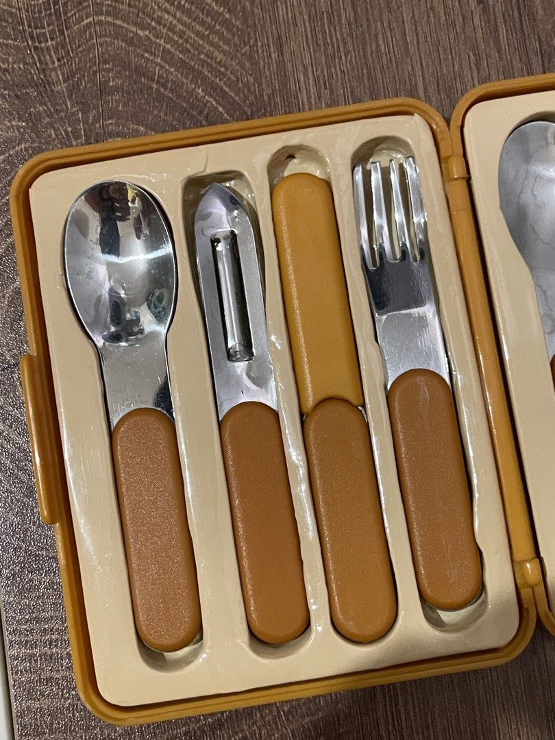 Camping utensils set /camping cutleries (Category: Hiking & Camping) located in Bayambang. Submitted by foursiblings081228 (Listing ID 1438935589, Image 2). Description: Never used Naka stock lng po Small and handy perfect for camping and outdoors Gcash J&T 📍Bayambang,Pamgasinan.