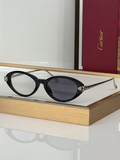 (Category: ) located in . Submitted by luxeglasses (Listing ID 1439018187, Image 1). Description: .